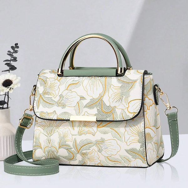 Fashionable All-Over Printed Handbag